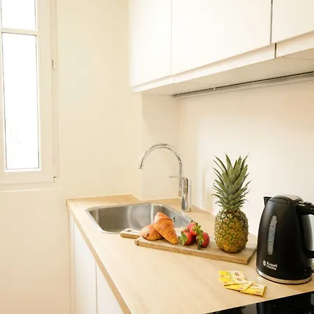 Le Dantzig - Expo, Métro Convention Paris